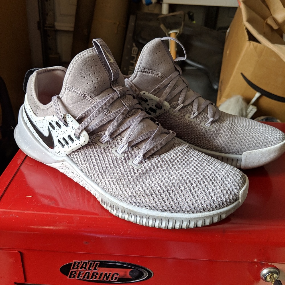 NIKE | Free Metcon | Gray